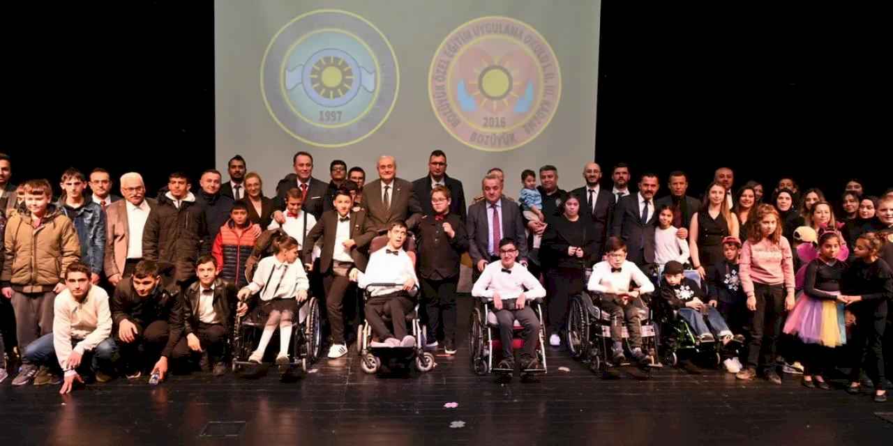 Bozüyük'te 3 Aralık farkındalığı