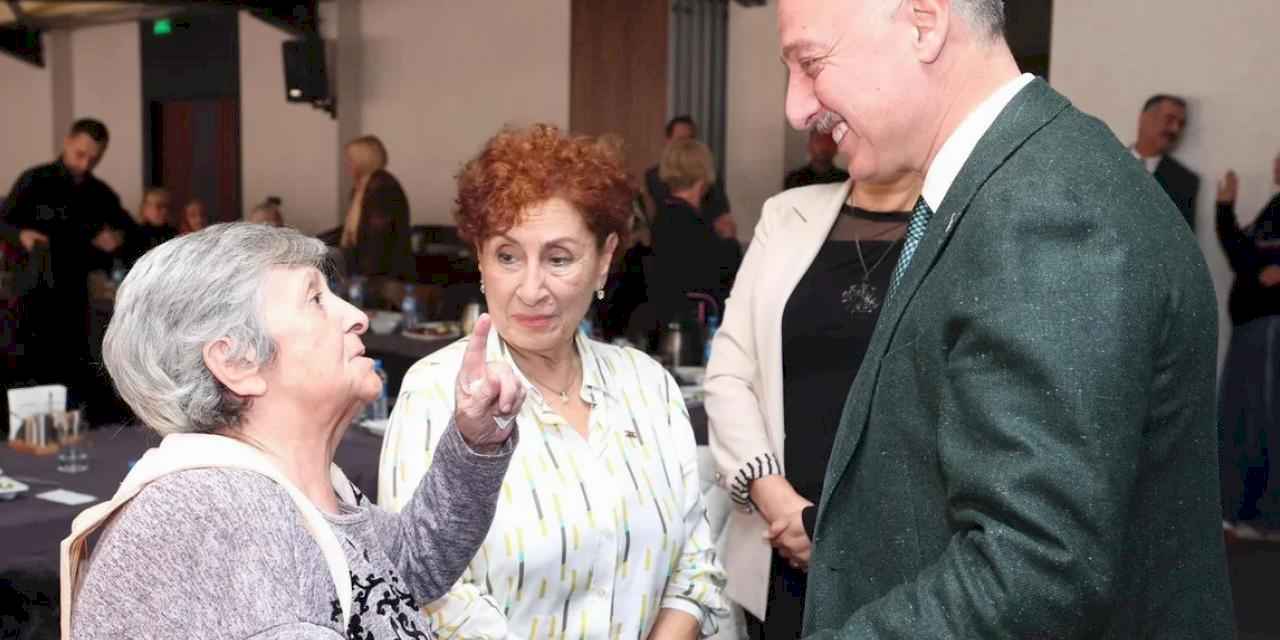 Kocaeli’de Başkan Büyükakın yaşlılarla buluştu