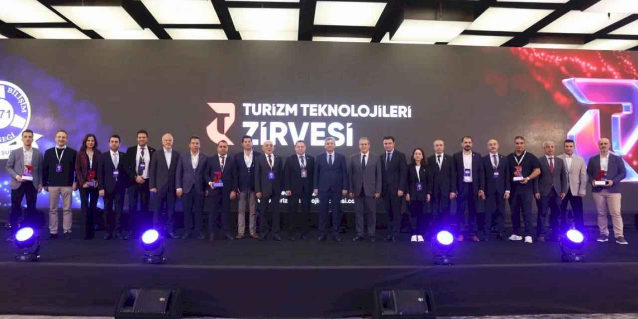 Yapay Zekâ Turizmde Geliri Artıracak, Maliyetleri Azaltacak