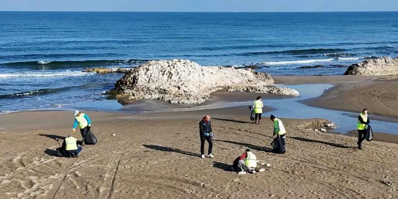 Kocaeli'de yılın üçüncü dönem deniz çöpü izleme faaliyeti
