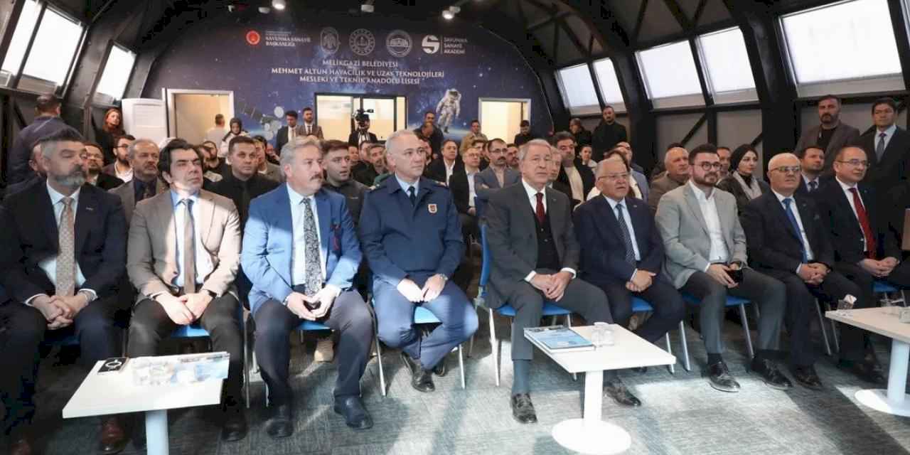 TUSAŞ Kayserili savunma sanayi ile buluştu