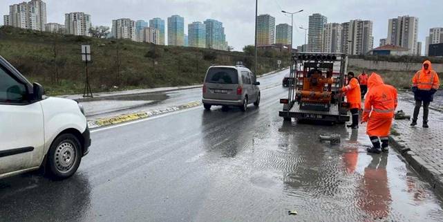 İstanbul’un Bazı Bölgelerinde Metrekareye 67 Kg Yağış Düştü