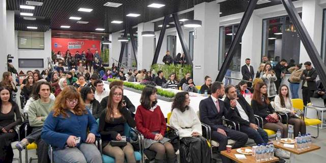 7 Gün Boyunca 7 Farklı Dil Eğitimi Öğrencilerle Buluşacak