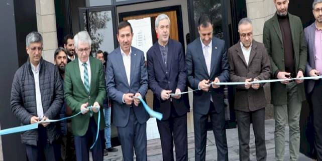 Konya'da 'Mesneviden İnciler' hat sergisi açıldı