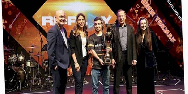 RE:PLAY oyun turnuvasının final gecesi gerçekleşti