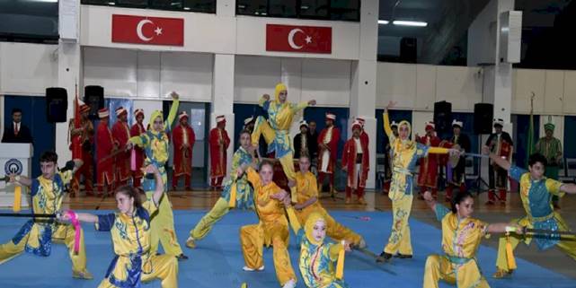 Trabzon'da şampiyonların gösterisi nefes kesti