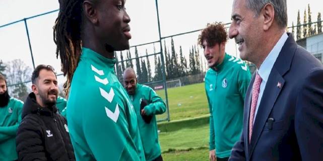 Rüstemler Tesisleri’nde Sakaryaspor’a moral desteği