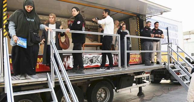 AFAD Deprem Simülasyon Tırı Eyüpsultan’da