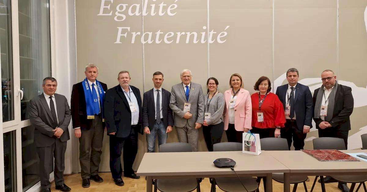 Kocaeli İzmit Sanat Akademisi Fransa’da ödül aldı