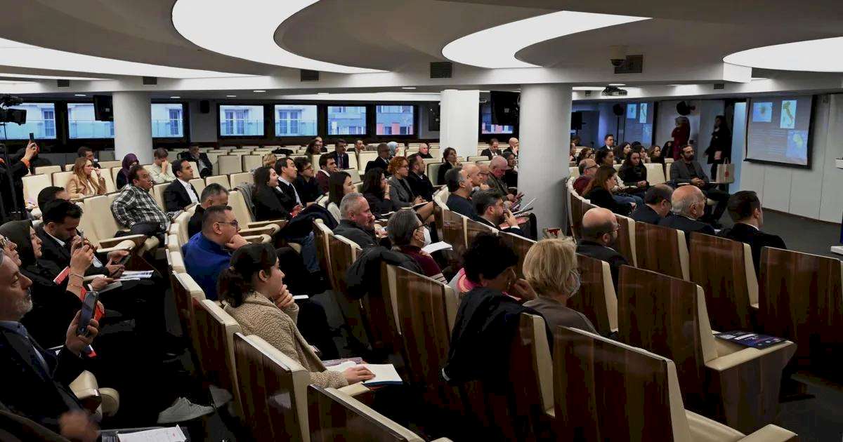 İstanbul'da Yerel Yönetimler Sempozyumu