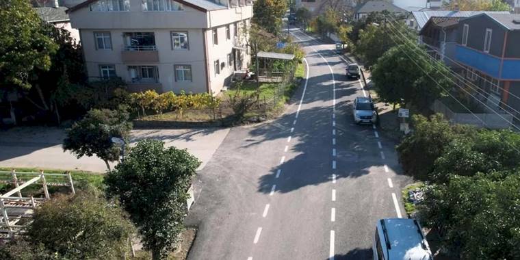 Kocaeli'de Gölcük Bilgin Caddesi yeni yüzüne kavuştu