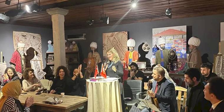 İzmir Öğretmen Akademilerİ'nde Türk Müziği ziyafeti