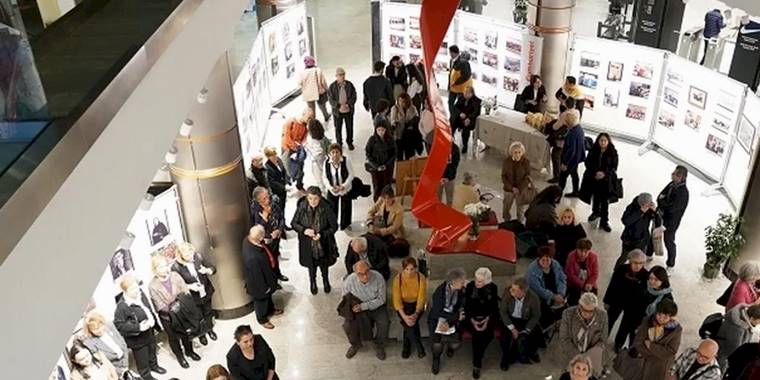 'Güneş Umutttan Şimdi Doğar' sergisi açıldı