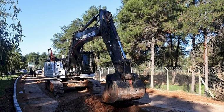 Antalya Büyükşehir'den Kardeş Kentler Caddesi’nde çalışma