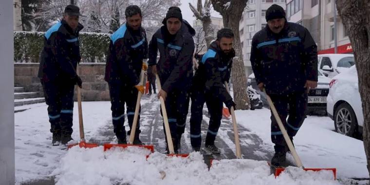 Yakutiye’de kar alarmı