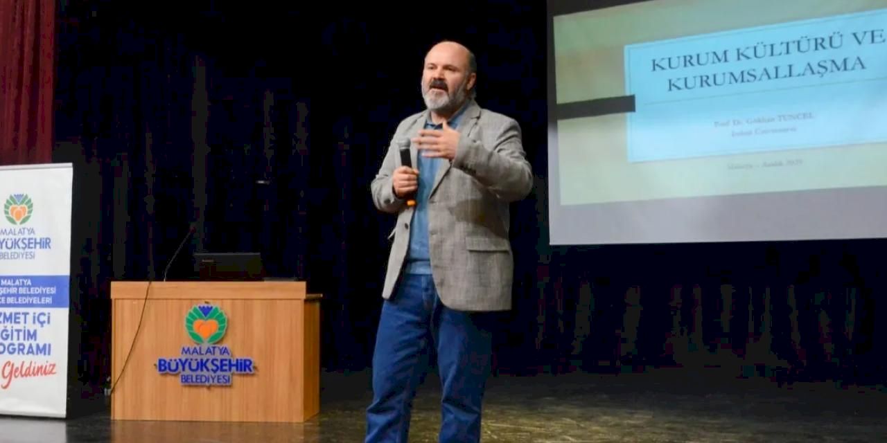 Malatya Büyükşehir'den hizmet içi düzenlendi