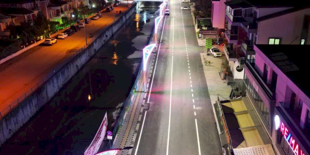 Kocaeli İzmit'te Akarca Caddesi modern görünüme kavuştu