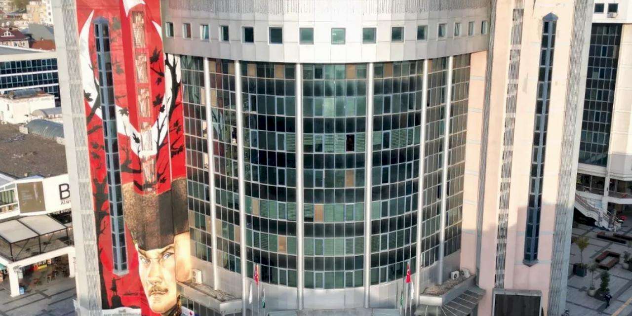 İzmit Belediyesi’nin ücretsiz refakatçi projesine ret!