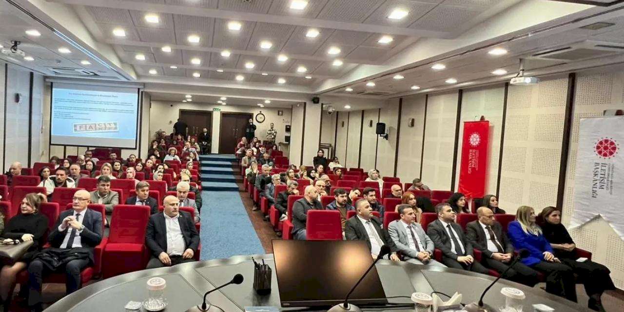 Trabzon'da İletişim'den dezenformasyon ve dijital dolandırıcılıkla mücadele eğitimi