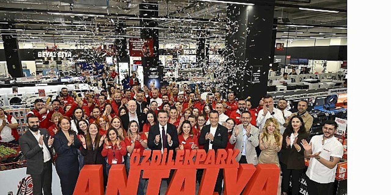 MediaMarkt yılın son mağazasını Antalya'da açtı