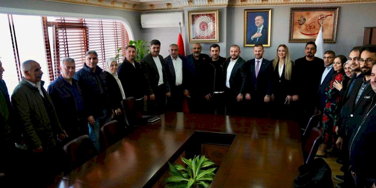 CHP Arnavutköy’de istifa depremi!