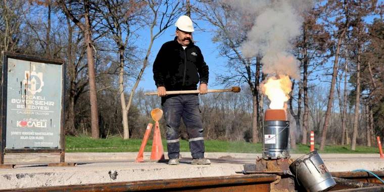 Kartepe Tramvay Hattı’nda ilk kaynak gerçekleşti
