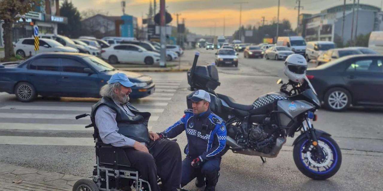 Kocaeli Zabıtası'ndan gönüllere dokunan hareket