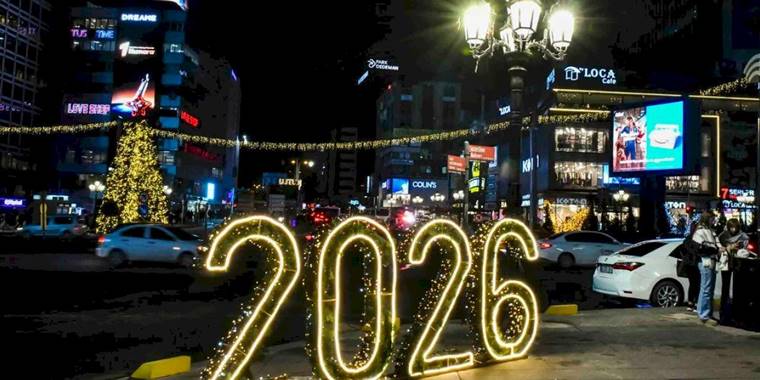 Başkentte yılbaşı coşkusu Kızılay Meydanı’nda