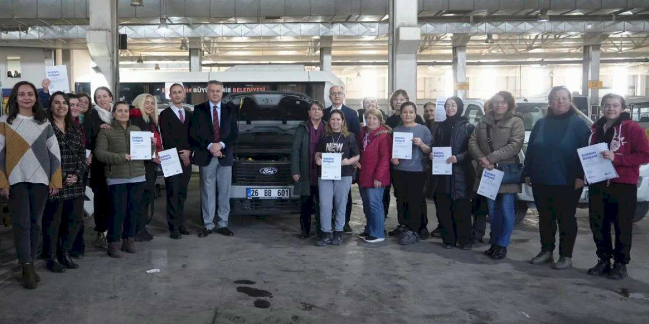 Kadınlara Güç Katan Araba Bakım Kursu Tamamlandı