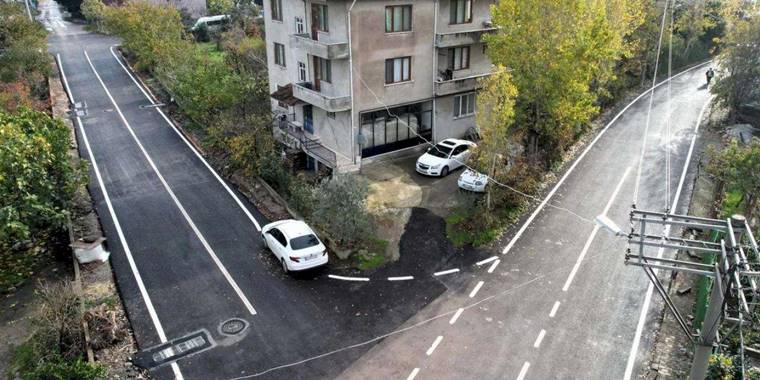 Gölcük’te 150 sokak ve caddede üstyapı seferberliği