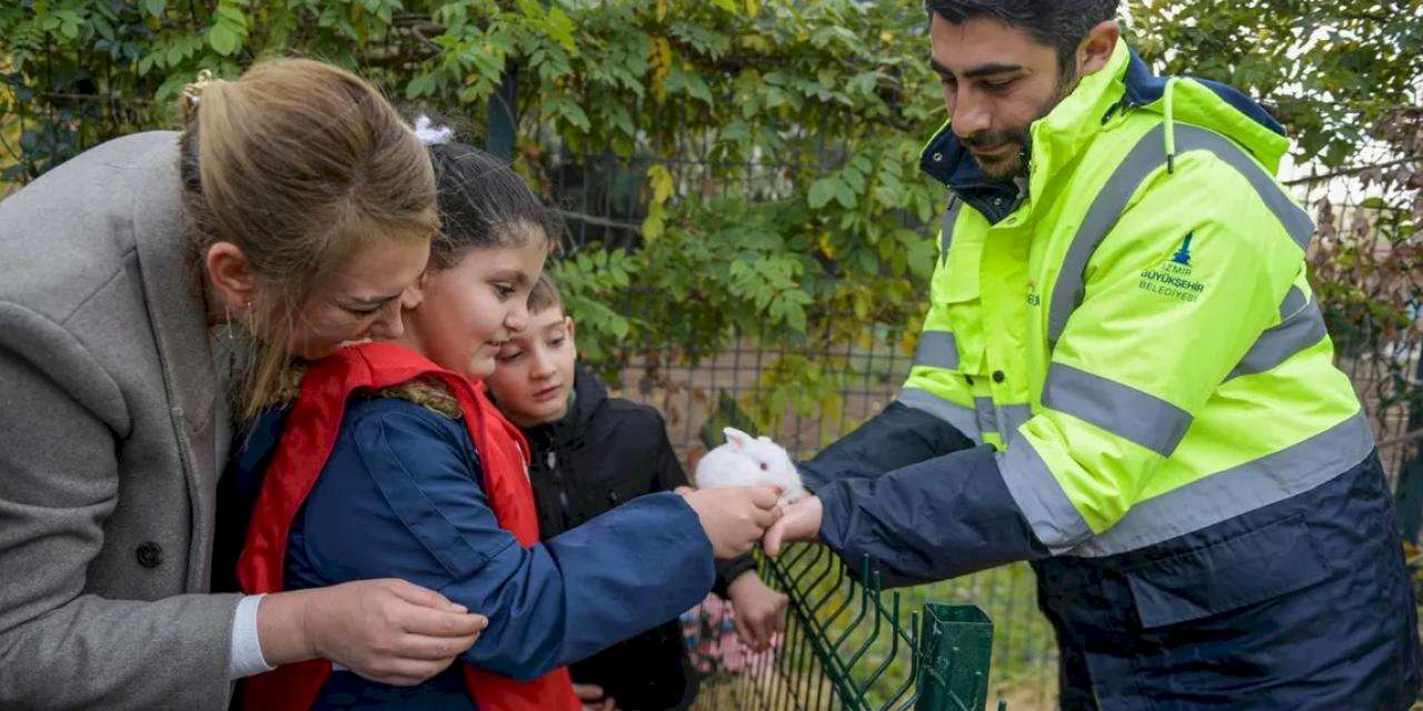 İzmir'de Patili Dostumuz Projesi engelli çocukların hayatına dokundu