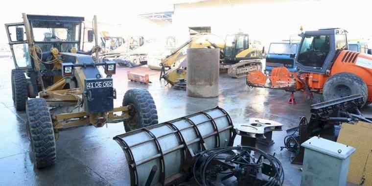 Kocaeli'nin bu atölyesi saat gibi işliyor... Bu atölyede ne ararsan var!