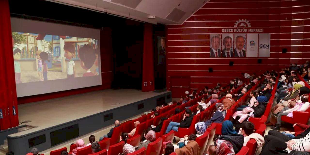 Kocaeli Gebze’de çocuklar sinema keyfi yaşadı