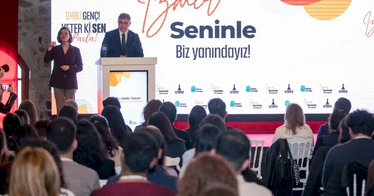 Gençlerin enerjisi İzmir’i dönüştürüyor