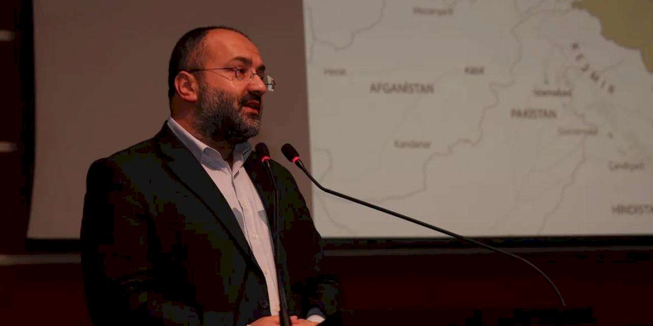 Kocaeli Gebze’de Taha Kılınç söyleşisine yoğun ilgi