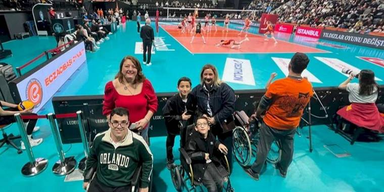 İstanbul Maltepe’nin engelsiz çocukları voleybol coşkusunu yaşadı