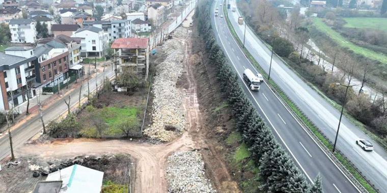 Kocaeli Büyükşehir ulaşıma nefes aldırıyor