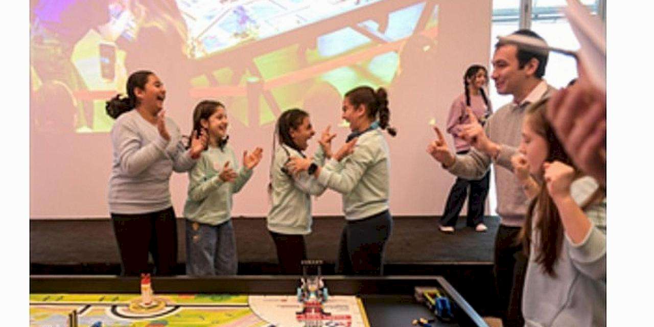 Geleceğin mühendis kızları, yaratıcılığı teknolojiyle buluşturdu