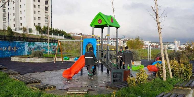 İstanbul Beylikdüzü'ndeki o park yangın sonrası yenilendi