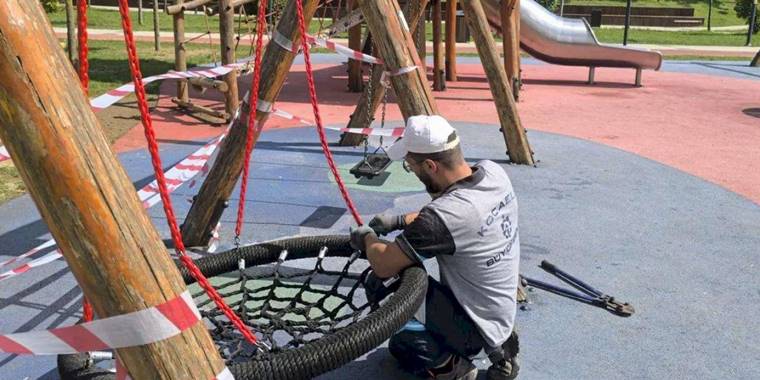 Kocaeli Büyükşehir’den oyun gruplarına bakım