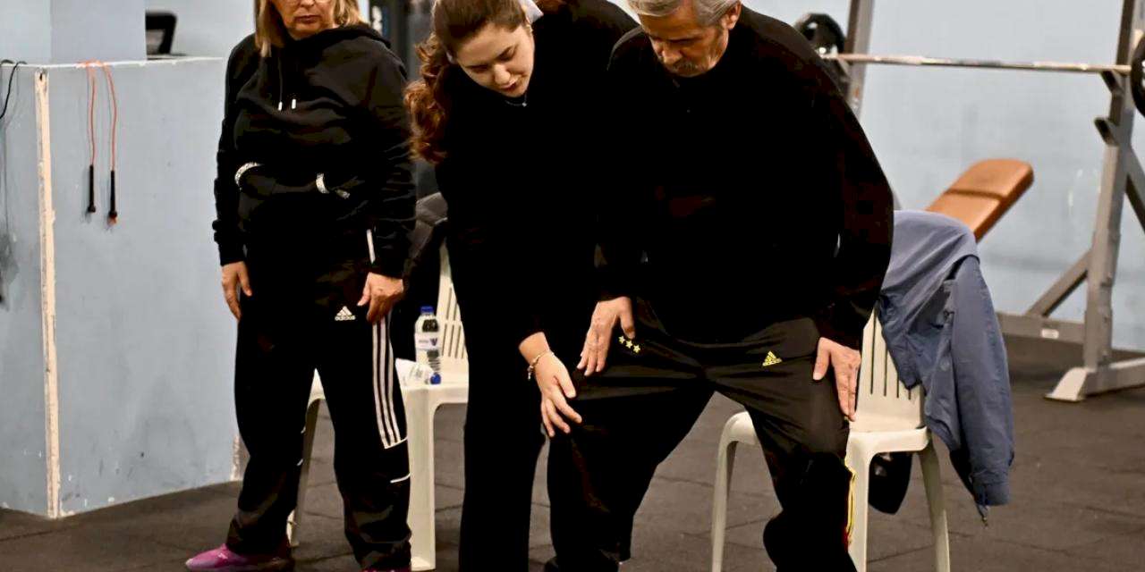 Antalya Muratpaşa’dan Parkinson hastalarına destek