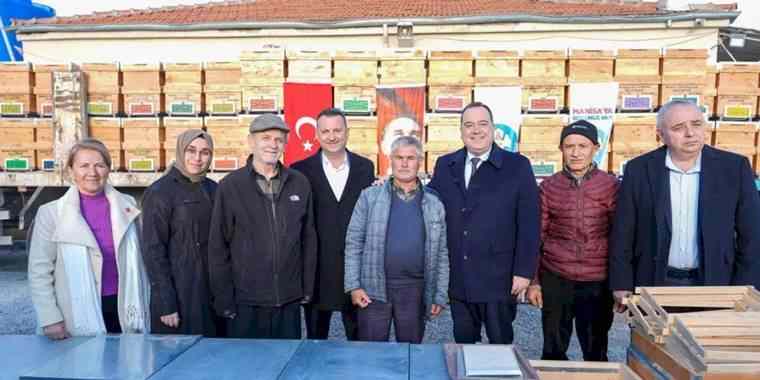 Manisa Büyükşehir'den arıcılara güçlü destek