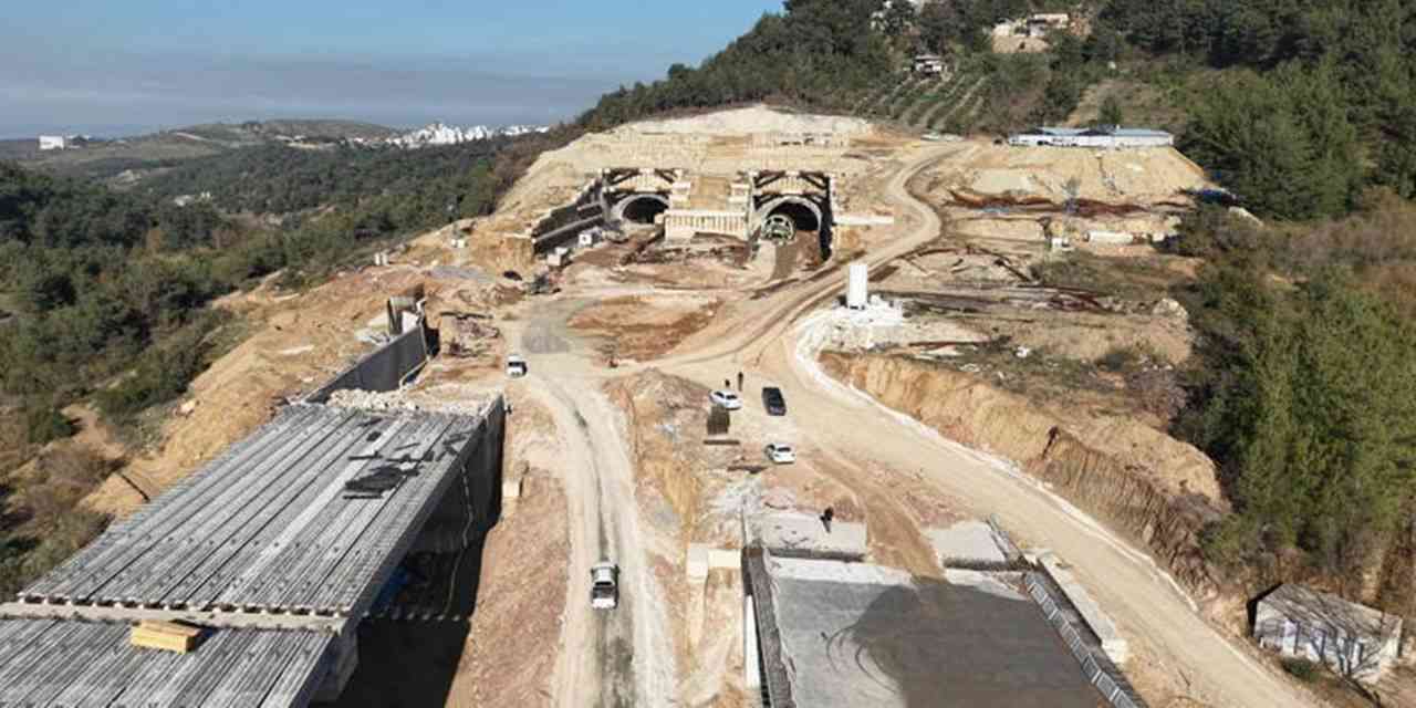 Bakan Uraloğlu müjdeyi verdi, Amanos Tünelleri resmen başlıyor!