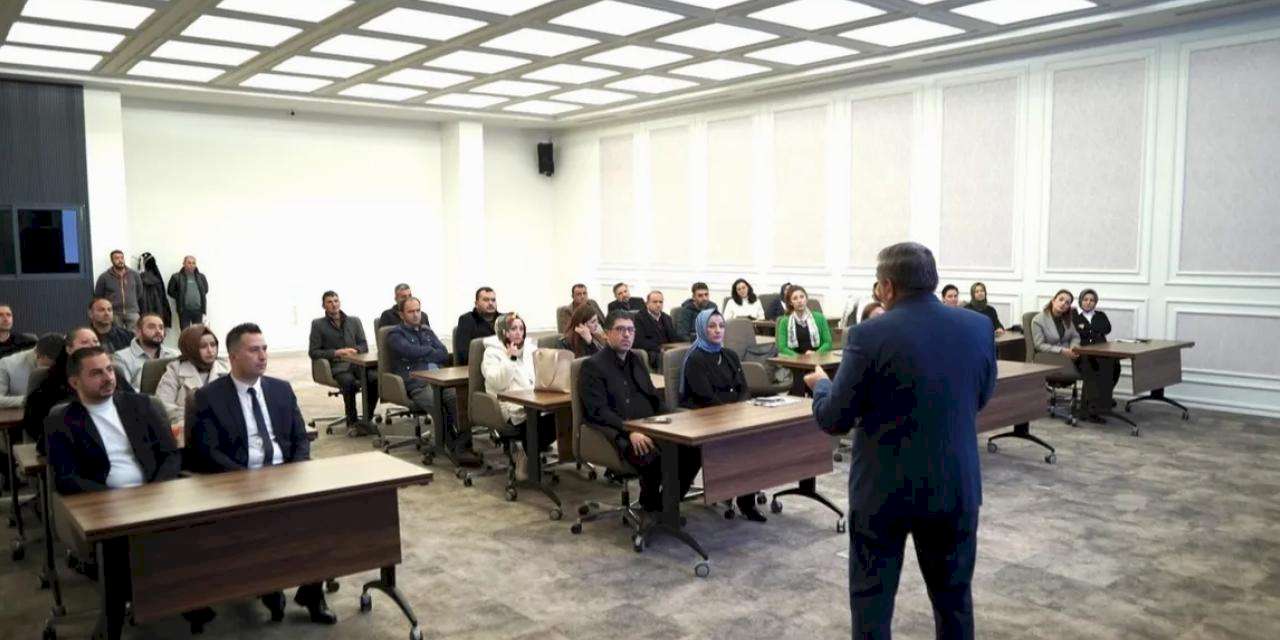 Kayseri Melikgazi'den 'protokol' eğitimi