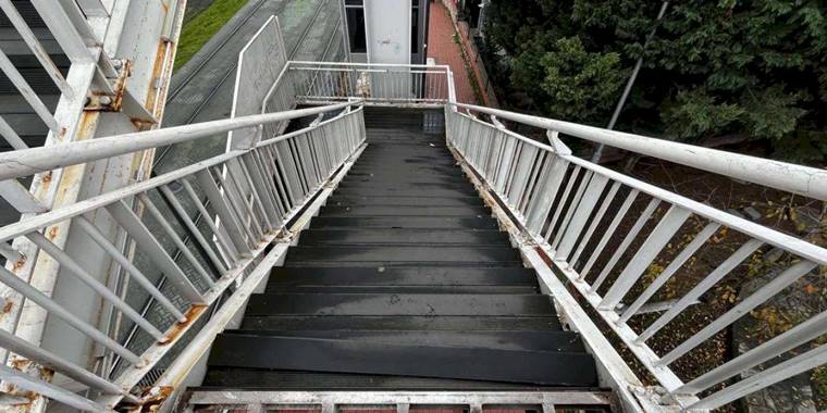 Kocaeli'de üst geçitler Büyükşehir’le güvenli