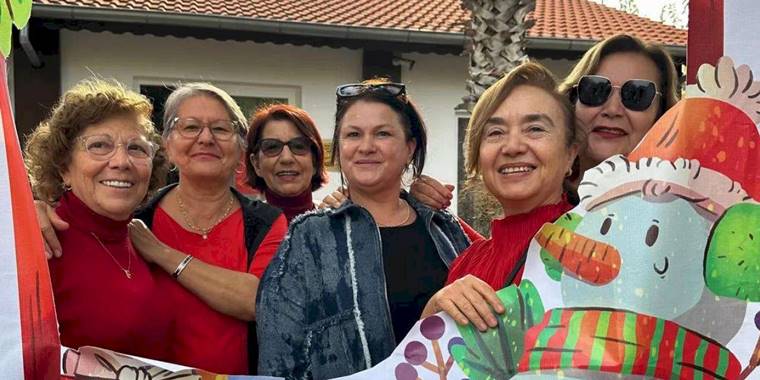 Antalya'da kuşakları buluşturan yeni yıl coşkusu