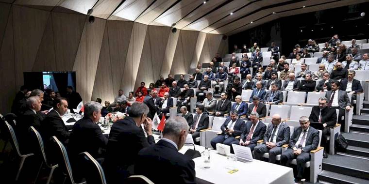 Bakan Kacır'ın Sakarya programına Tever'den teşekkür