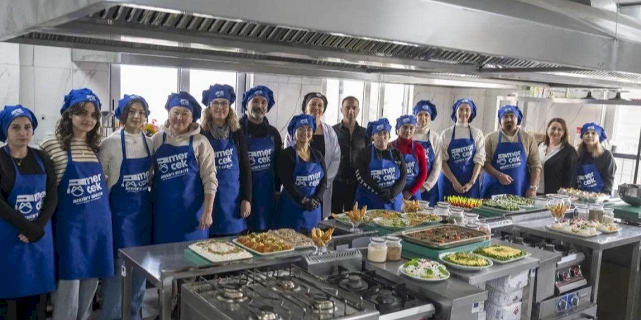 Mersin'de yeni yıla lezzetli ve ışıltılı dokunuşlar