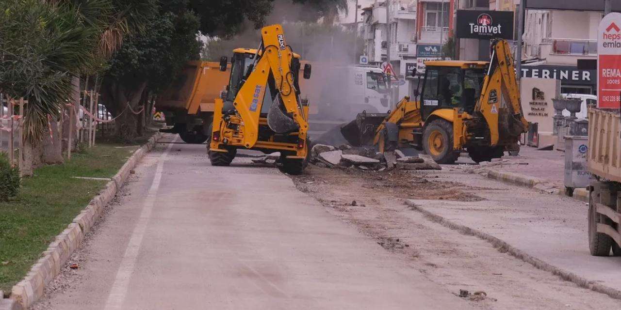 Antalya Büyükşehir, Konyaaltı’nda altyapıyı güçlendirdi