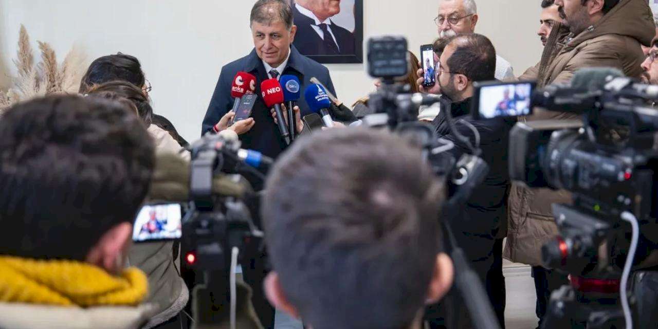 Başkan Tugay: İzmir’de her ilçeye eşit hizmet